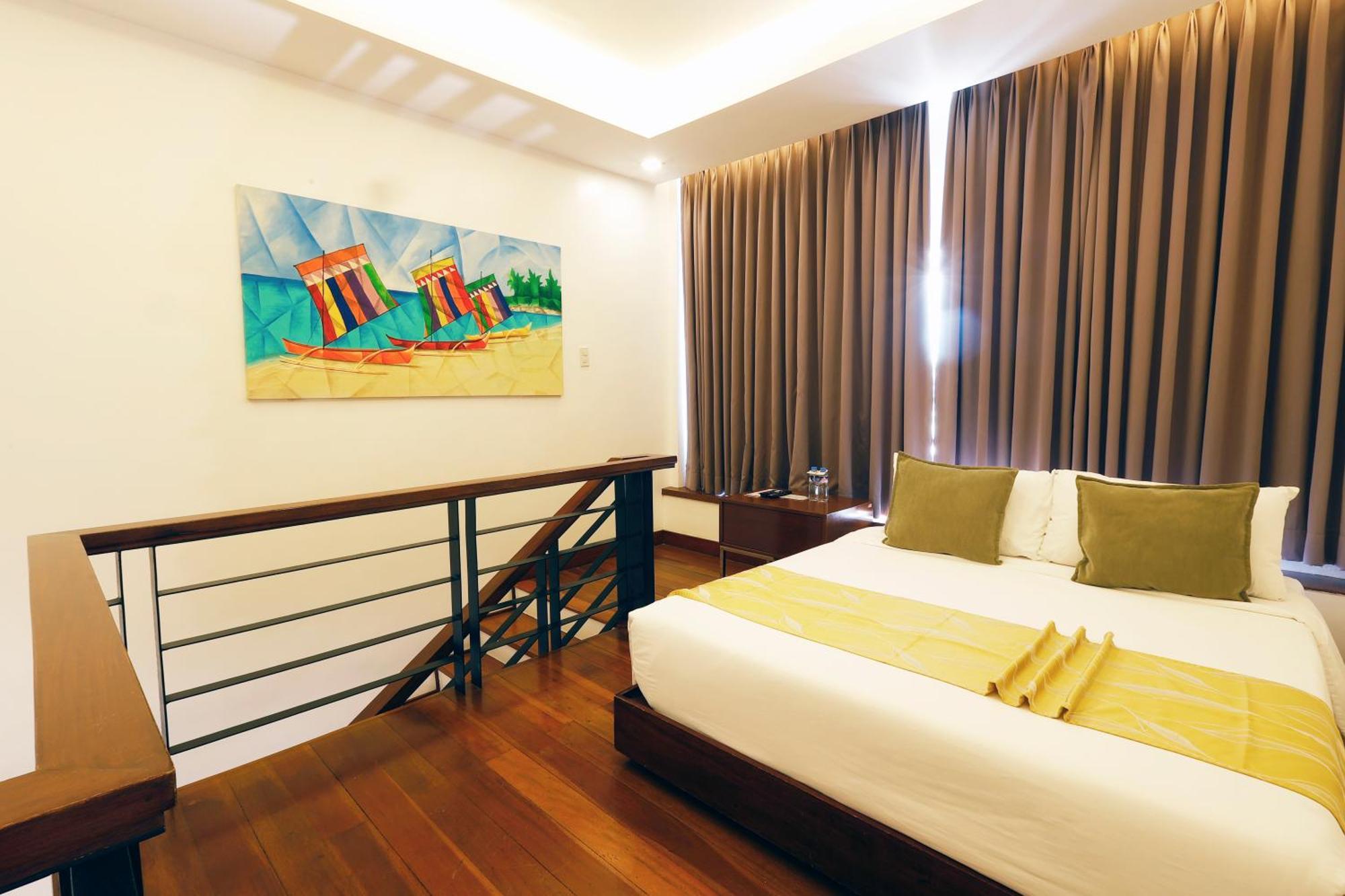 The Harvest Hotel Managed By Hii Cabanatuan City Exterior photo
